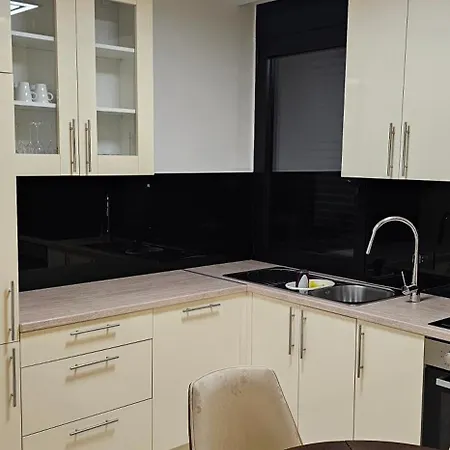 شقة Stan 7 لوزنيكا